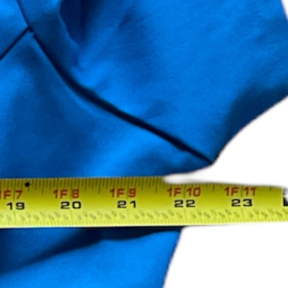 Rant Medical Scrubs Top. Turquoise. Size Medium - Picture 6 of 8